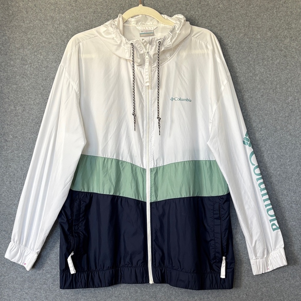 Columbia White, Green, and Navy Windbreaker 1X